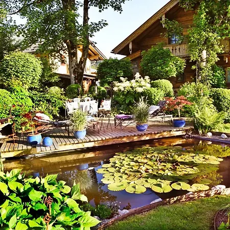 Anikas Quartier Apartment *